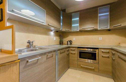 Family Apartments - Private Parking - Photo 18