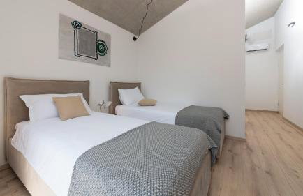 Beautiful villa Perlin with pool in Visnjan - Photo 24