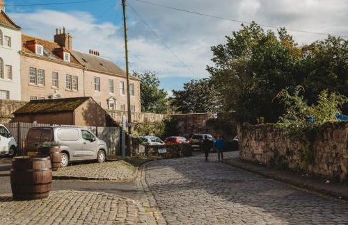 The Weights and Measures Office - Foto 32