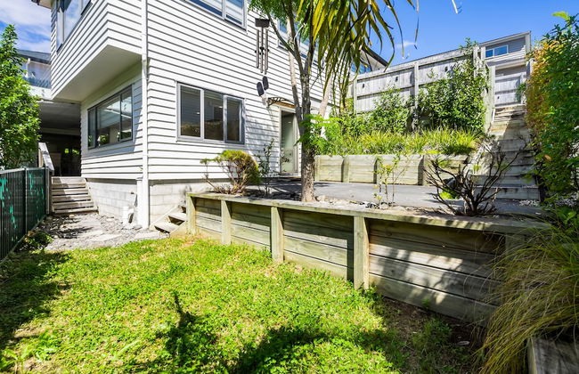 The Perfect Spacious 2BR Getaway-Netflix - Photo 23