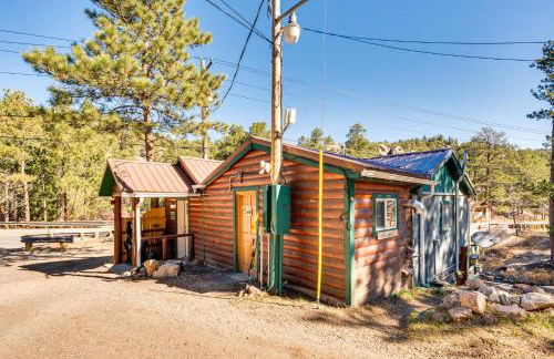 Private Hot Tub and Deck Riverfront Escape in Drake - Foto 16