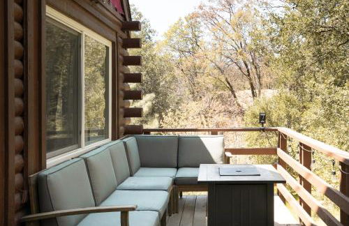 Sprocket Hollow Treetop A-Frame Log Cabin - Foto 12