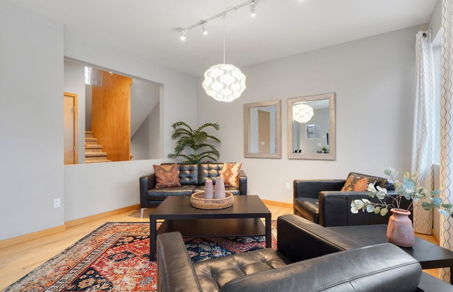 Sleek Home Near Old Town W/ Rftp Hot Tub & Mtn Views - Foto 15