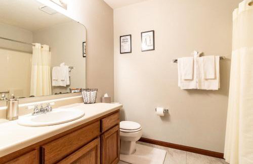 Sleeps 12! Main Level Primary Suite-Beautiful Backyard Oasis - Photo 22