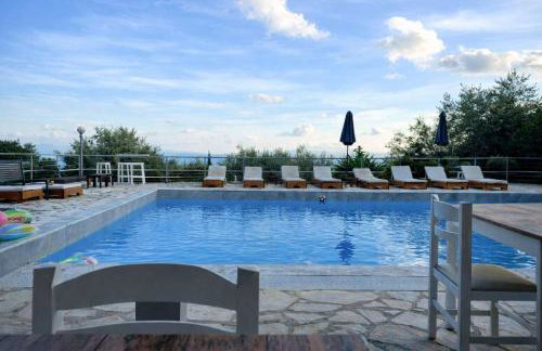 Hotel Barbati - Seaside Getaways with Pool - Foto 5