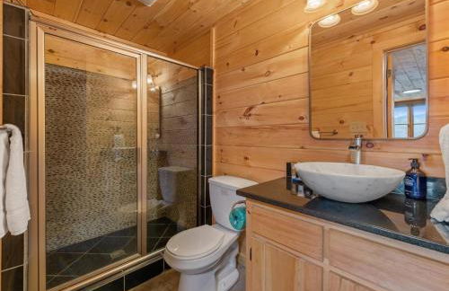 Rivendell - Stunning Views, Fireplace, Hot Tub, Billiards Table, Outdoor Fire Pit - Morganton, GA - Foto 35