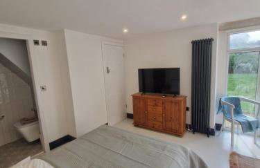 Garden Apartment, sleeps 4 - Foto 8