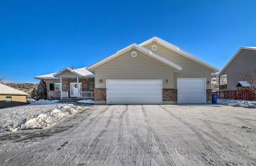 Spacious Idaho Home Ski, Hike, and Fish! - Photo 3