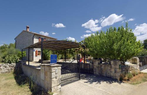 Villa in Cehici with Private Pool & Terrace - Foto 1