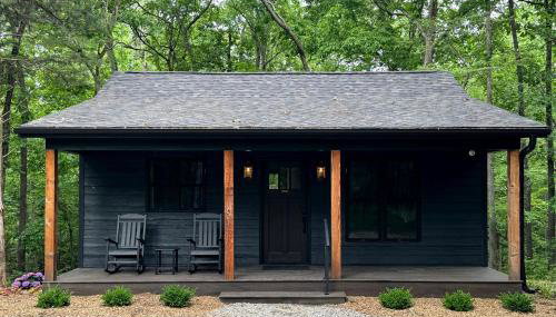 Lakefront Cabin with Fire Pit in Carbondale, Illinois - Foto 1