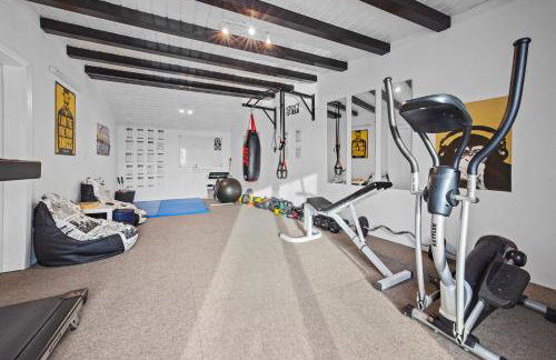 SPECIAL OFFER! NEW LUXURY APARTMENT with pool, fitness, outdoor bar&grill - Foto 25