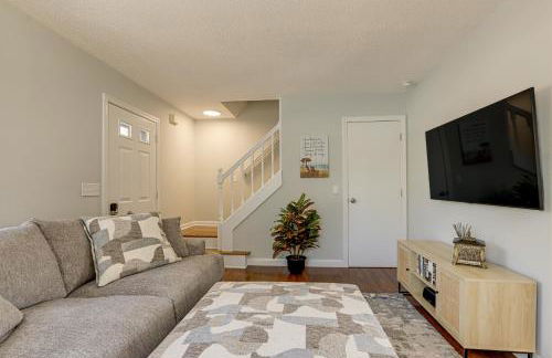 Niantic Duplex with Deck Less Than 1 Mi to Beach and Boardwalk - Foto 5