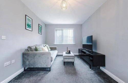 Lux 3 Bed 10 mins from Centre - Parking & Netflix - Foto 14