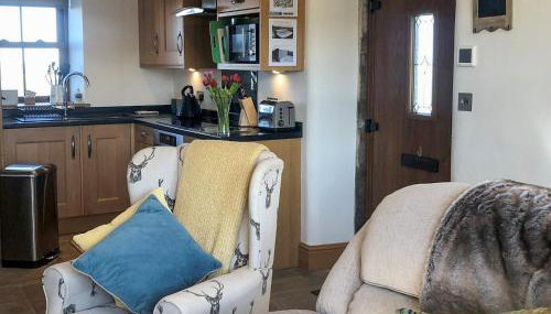 The Old Hat Factory - Photo 4