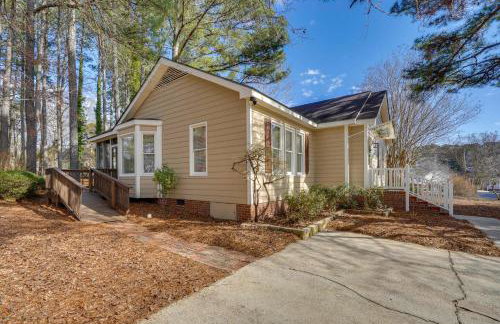 Petals and Pillows Getaway 1 Mi to Dtwn Wendell! - Foto 25