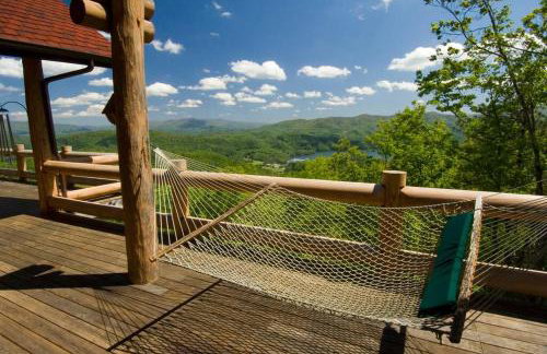 LUXURIOUS TN Mtn Lodge- Sleeps 22+, Hiking & Lake - Photo 15