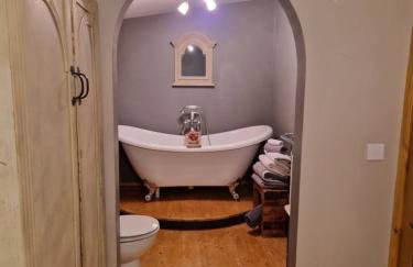 Fyne Byre Cottage - Barn Conversion with Hot Tub - Foto 57