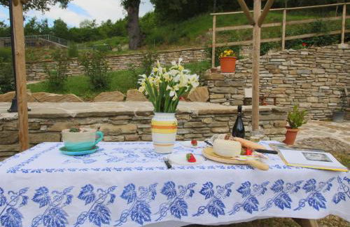 Farmhouse in Marche with Pool and Views - Foto 27