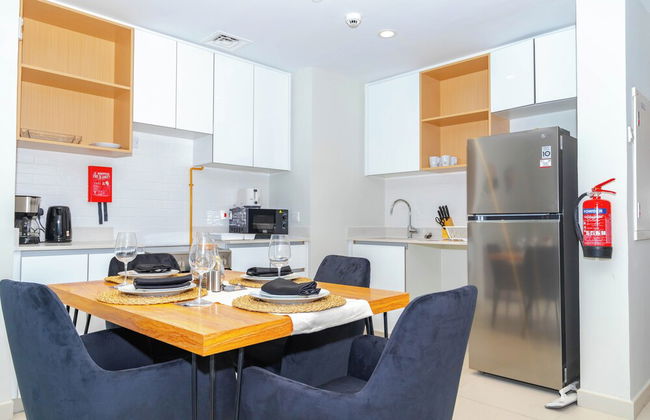 Bloomfields Modern 1BR in Reflection - Photo 5