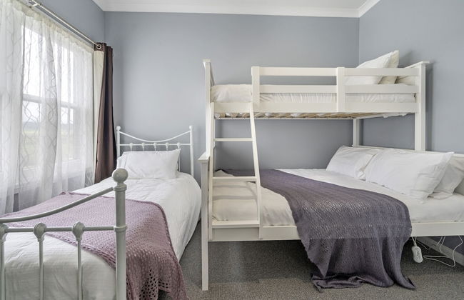 Mole Creek Cabins - Photo 26