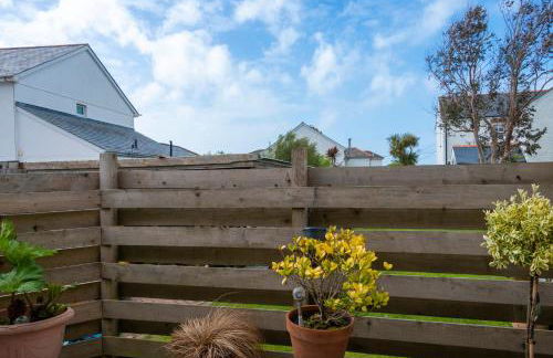 Stylish Cottage - Walk to Beach & Pubs & Fast WiFi - Foto 29