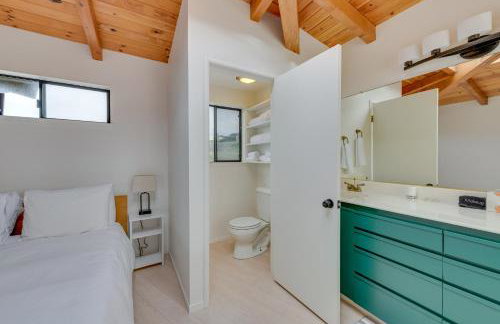 Serene Irish Beach Home with Panoramic Ocean Views! - Foto 15