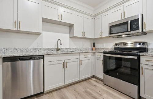 Relaxing 2BR Home w Contemporary Style - Foto 25