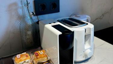 Alpha Estudios, Apartamentos turísticos - Photo 5, toaster, minibar