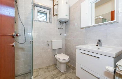 Three-Bedroom Holiday Home In Rozovac - Foto 20