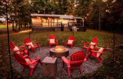 Keener Hollow Family Retreat Hot Tub Sauna Near Pigeon Forge - Photo 58