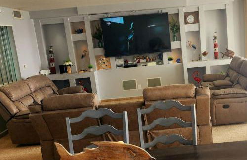 Aliki Atrium Beachfront Condo - Photo 2