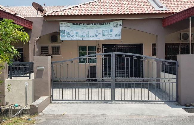 Fahaz Lumut Homestay - Photo 23