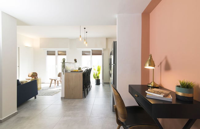 Mr. Katinsky - By TLV2GO - Foto 36