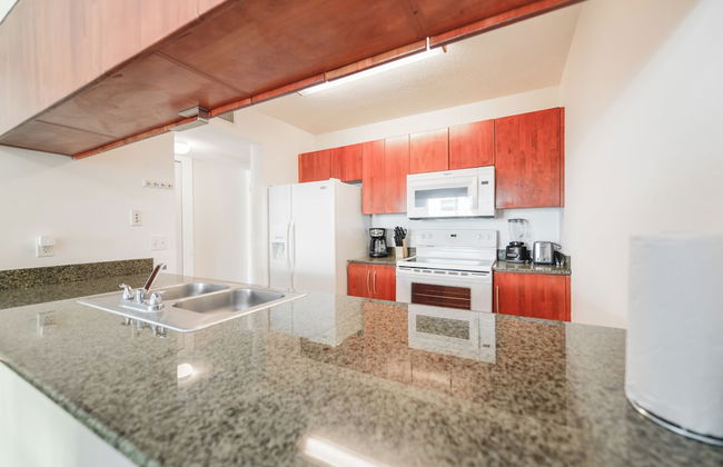 Sky High 31st Floor Condo W Parking - Foto 50