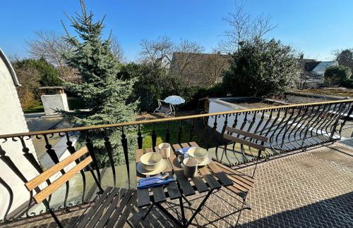 Quiet Garden-View Studio Apartment - Foto 14