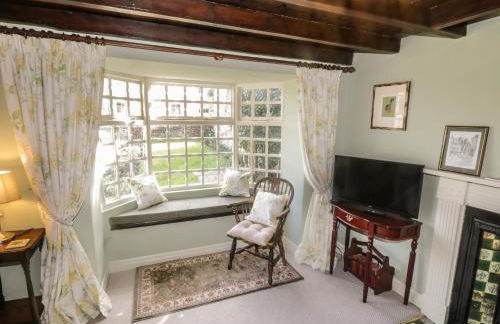 Bute Cottage - Photo 7