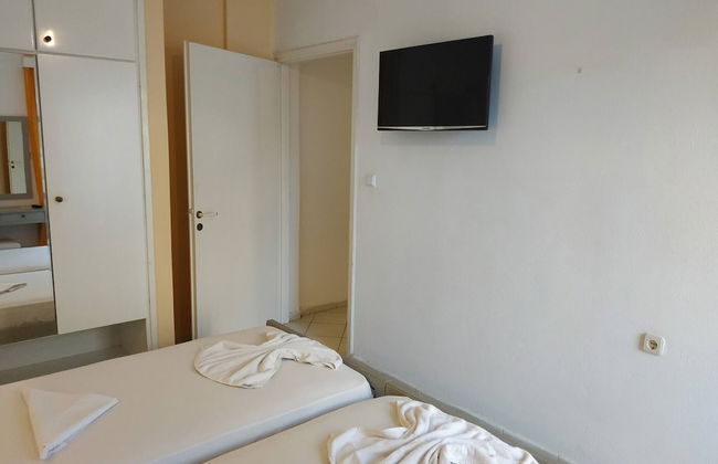 Small Apartment For 3 Pers 70meters From The Beach - Photo 7