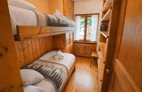 Exclusive Central Chalet, 5 min Sky Slopes, Garage - Foto 9