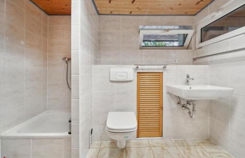 1 Bedroom Awesome Home In Weischlitz - Foto 21