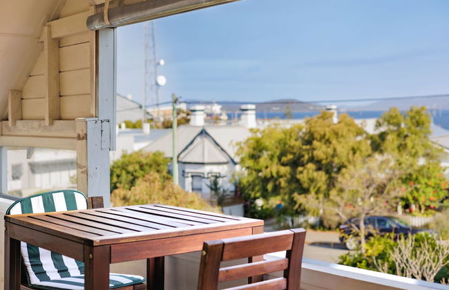 Wollaston House by the BnB Collection - Photo 34