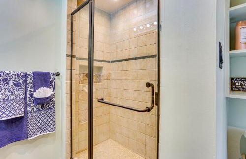 Game Room and Yard Greentown Home Near State Park - Foto 18