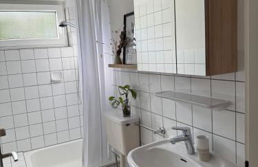 Süße Einliegerwohnung mit Garten - Photo 7