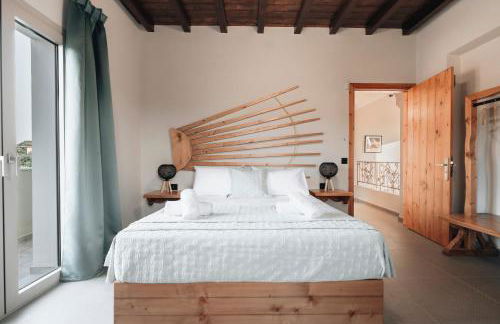 Villa Di Leon - Uniquely Designed Villa with Pool in a Picturesque Village near Famous Porto Limnionas, Offering Exceptional Hospitality By Villa Mana Gers - Photo 40