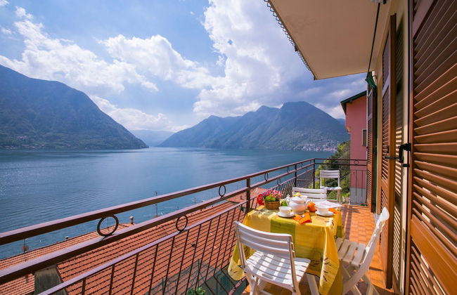 Bella Lake View - Photo 2