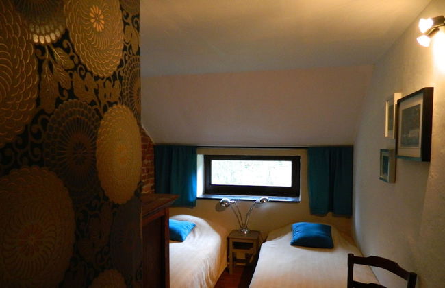 Regional House With Exposed Timber Frame Elements Full of Authenticity and Charm in a Green Area - Photo 6