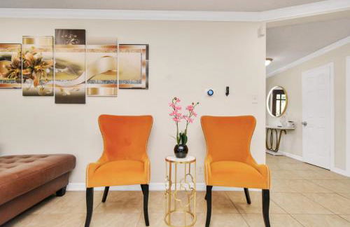 Luxury Retreat with Heated Pool, Firepit, Outdoor Cinema - Foto 36