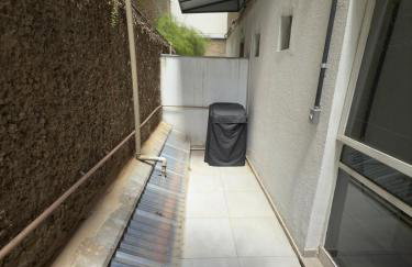 04 - ESTÚDIO com ÁREA PRIVATIVA, Vaga de garagem, Máquina de lavar, Wi-fi, TV smart, próximo a Skema School - Foto 6