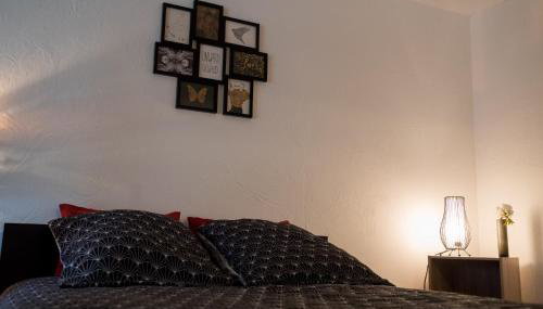 Le nid d' évol gite avec balnéo,terrasse et vue sur la montagne - Foto 5