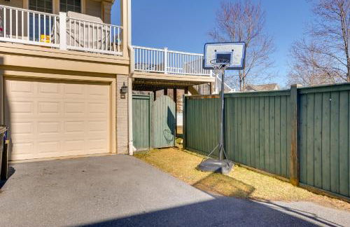 Pet-Friendly DC Area Condo with Yard! - Foto 24