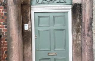 Beautiful Grade II listed apartment. - Photo 31